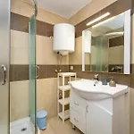Apartment 1 Bedroom Awesome In *
