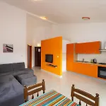 1 Bedroom Awesome In Apartment