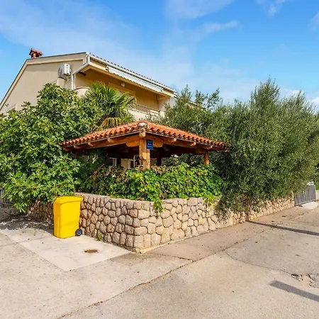 1 Bedroom Awesome In * Kruševo